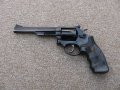 taurus-revolver-2